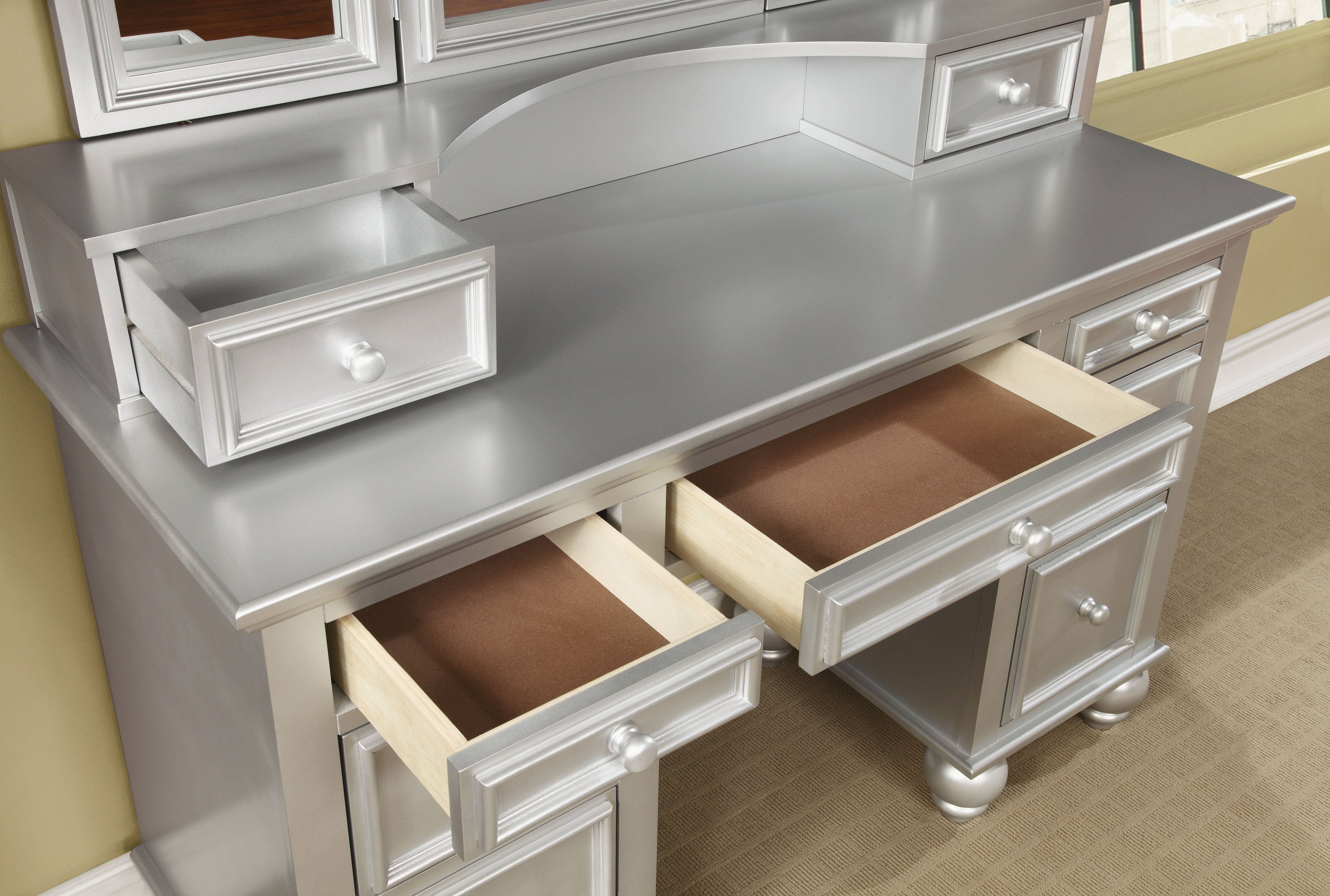 Elisabeth Transitional Solid Wood Vanity Set